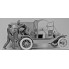 24019 ICM Доставка бензина, Развозной фургон Модель Т 1912 г. с американскими грузчиками, 1/24