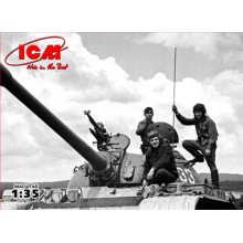 35601 ICM Советский танковый экипаж (1979-1988), 1/35