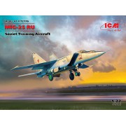 72176 ICM МиГ-25 РУ Советский учебный самолет 1/72